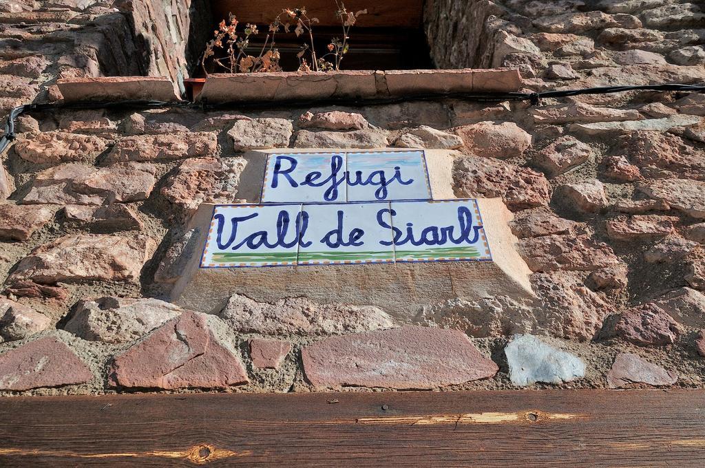 Refugi Rural Vall De Siarb Hostel Llagunes Εξωτερικό φωτογραφία